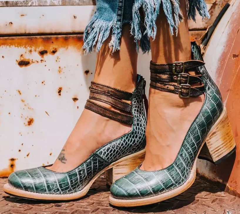 Megan – Leather Comfort Heels