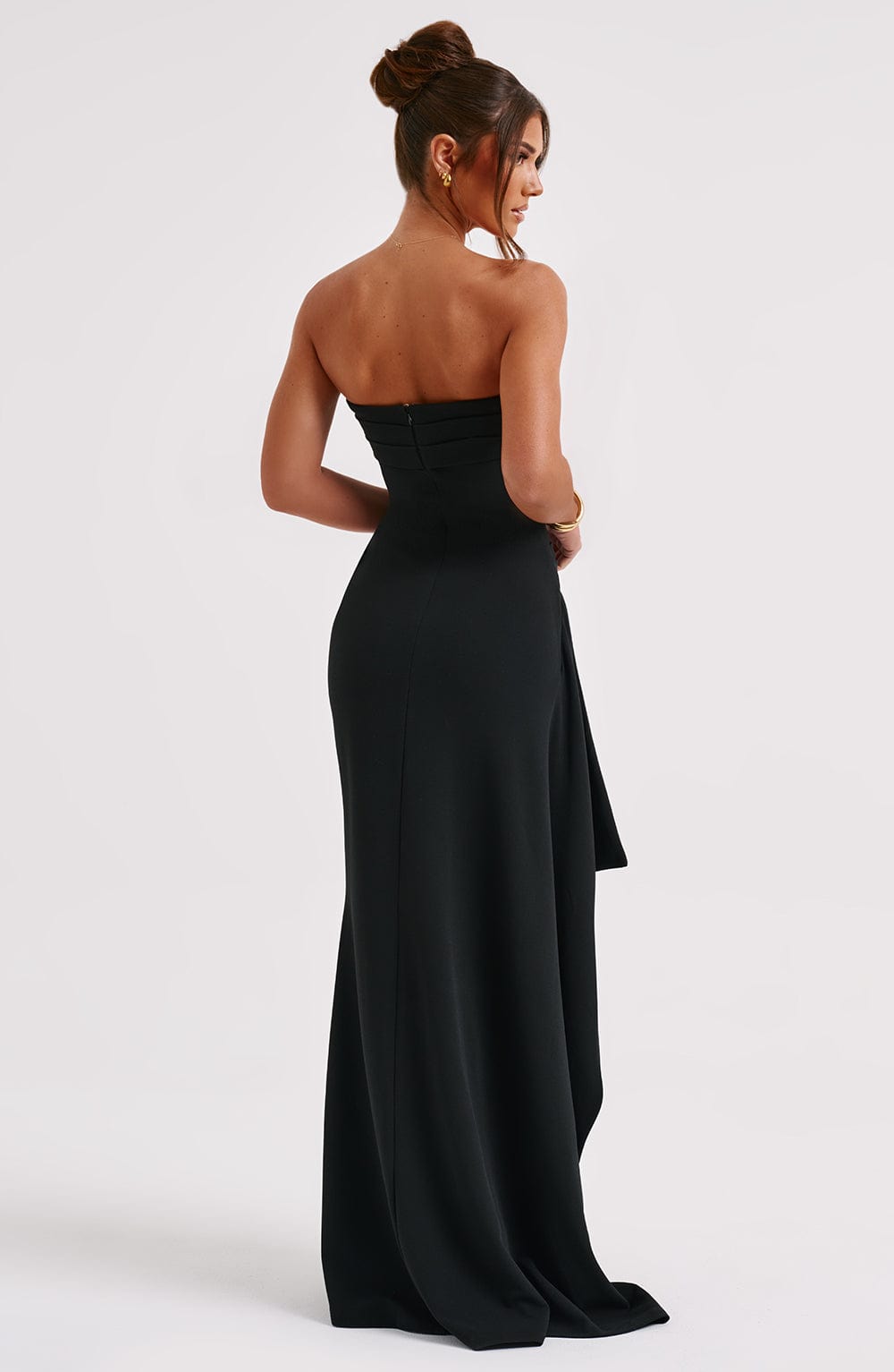 Omina™ | Strapless Luxe Maxi Dress